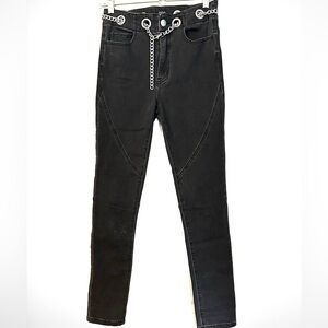 BDG Urban Outfitters Twig High-Rise Black Jeans w/ Chain Belt – Size 27